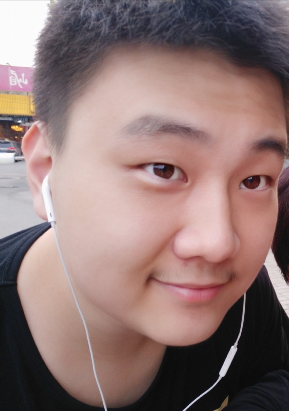 枫叶的第一张照片--海口认干亲服务网