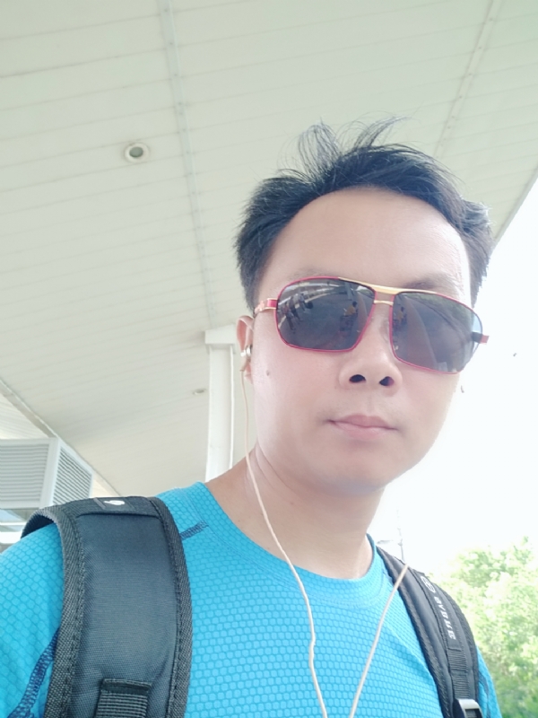 八九不离十的第一张照片--海口认干亲服务网